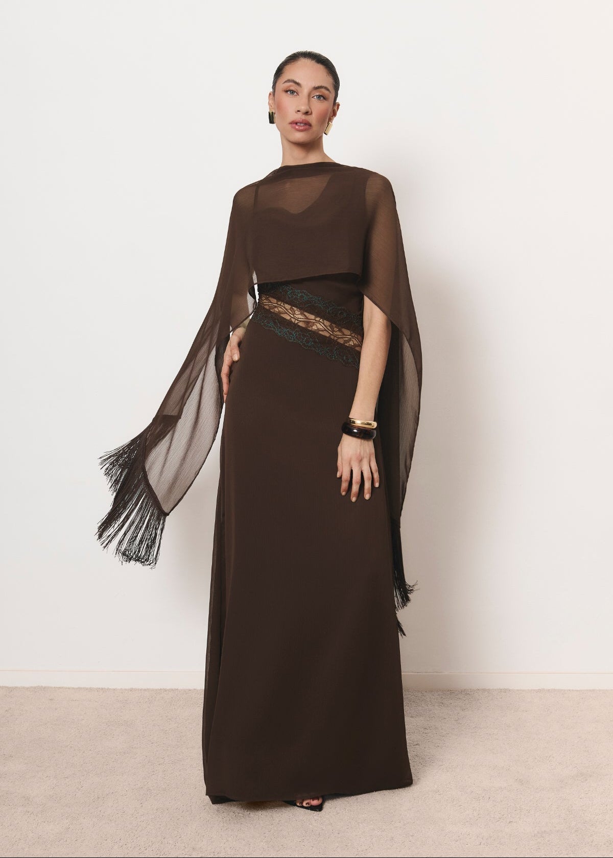 Verona shawl with brown fringe