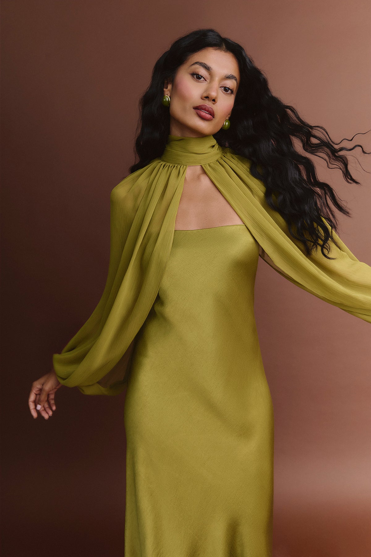 Vestido Olia verde aceite
