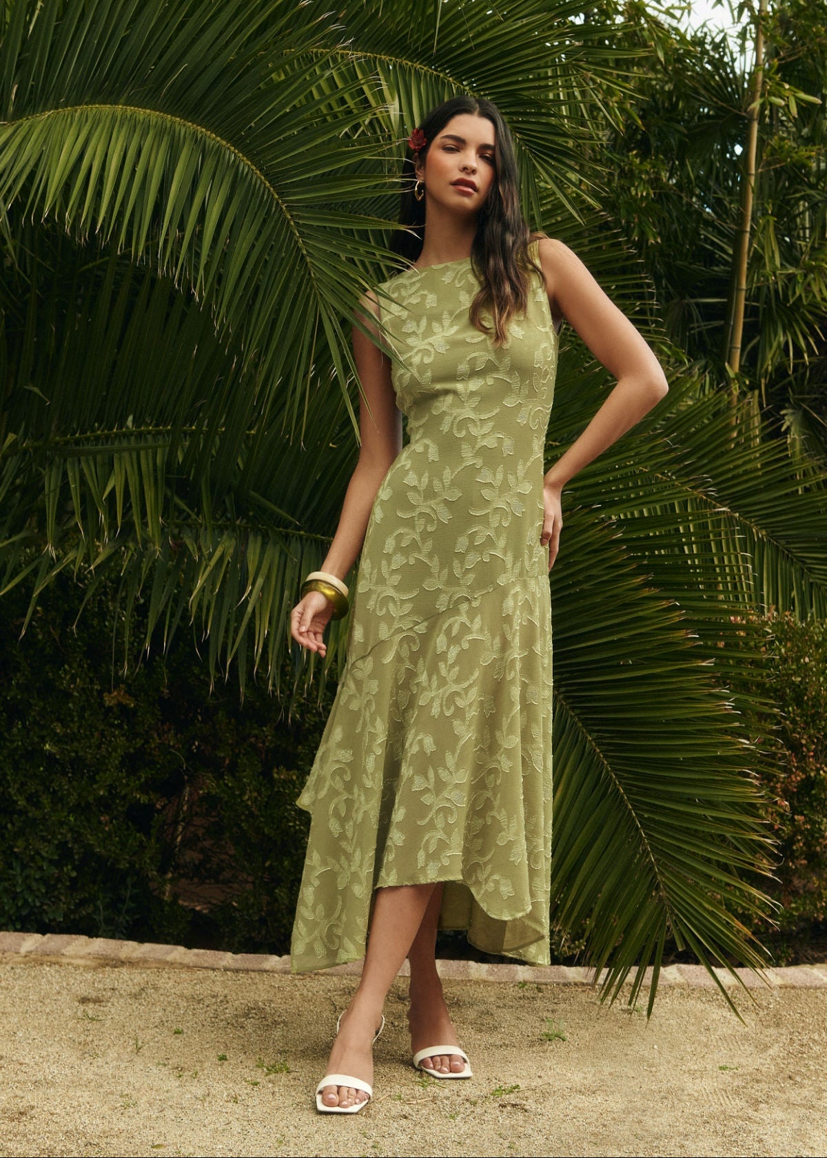 Paloma dress in pistachio green