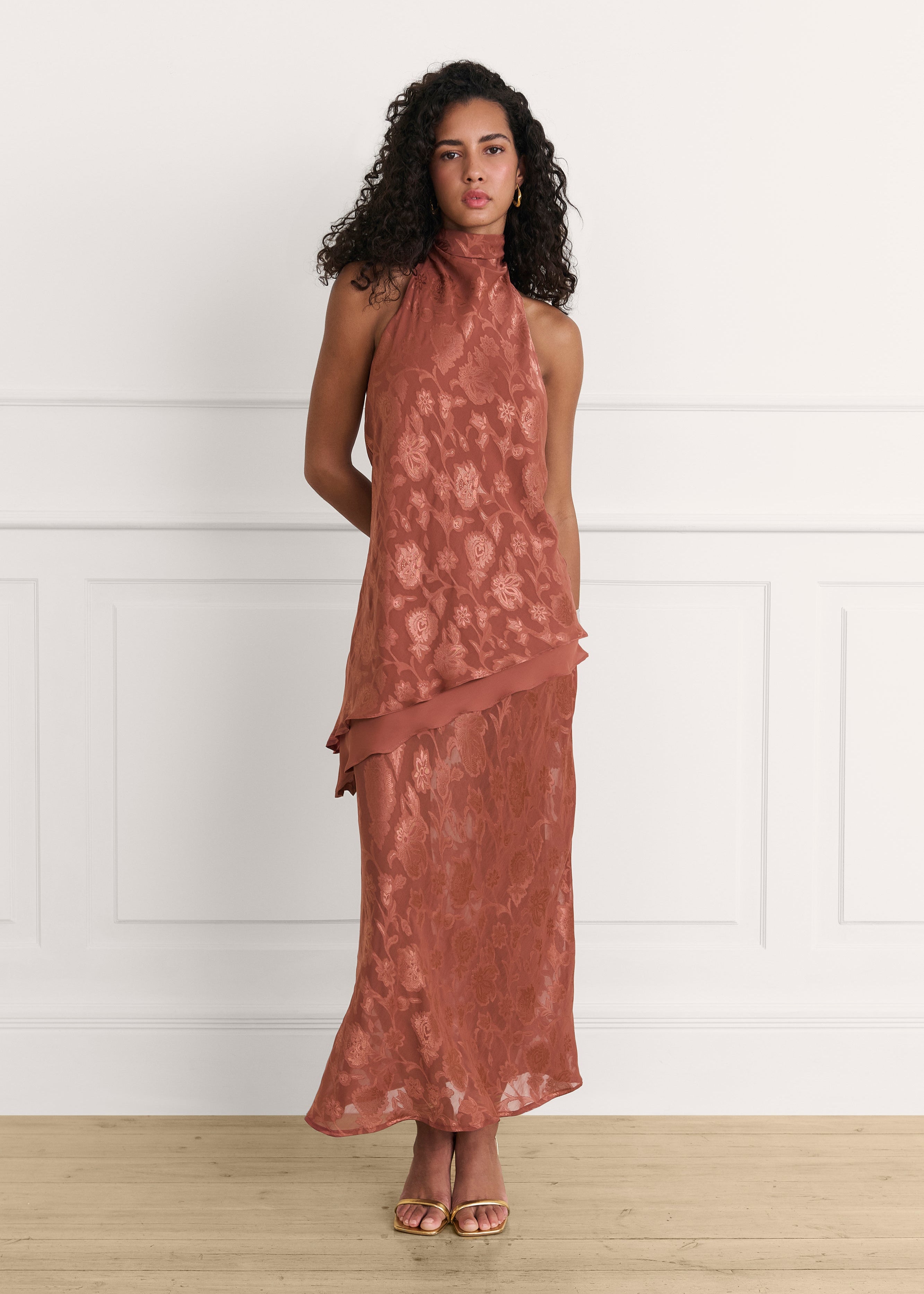 Brigitte set in terracotta